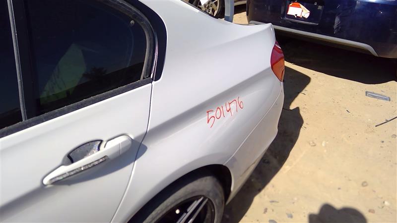 https://f005.backblazeb2.com/file/img-partshotlines-com/Inventory/SW52/Vehicle/18077_12.jpg