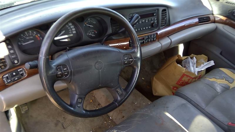 https://f005.backblazeb2.com/file/img-partshotlines-com/Inventory/SW52/Vehicle/18083_02.jpg