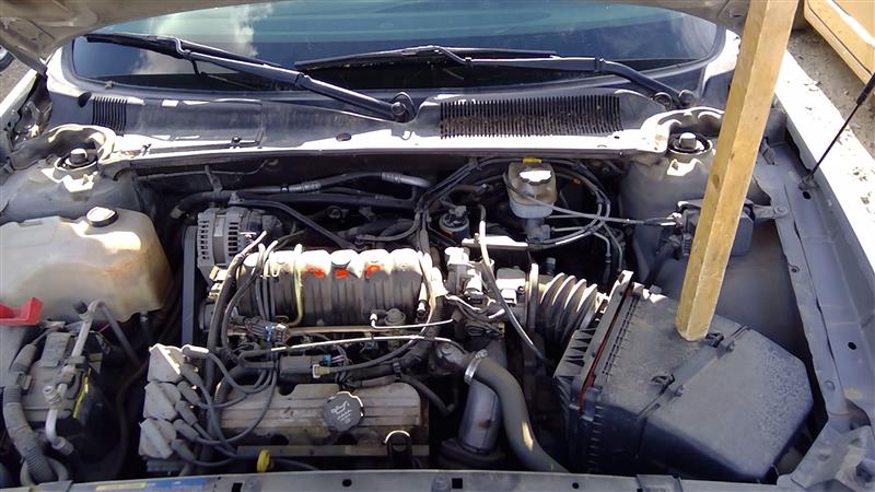 https://f005.backblazeb2.com/file/img-partshotlines-com/Inventory/SW52/Vehicle/18083_06.jpg