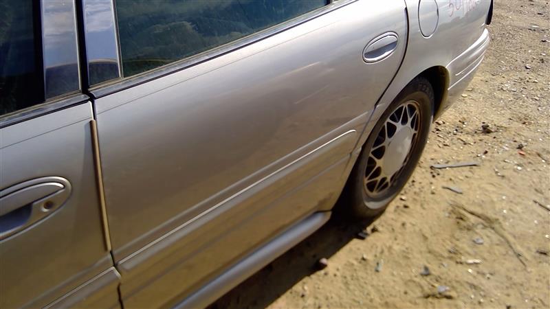 https://f005.backblazeb2.com/file/img-partshotlines-com/Inventory/SW52/Vehicle/18083_13.jpg