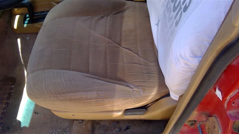 https://f005.backblazeb2.com/file/img-partshotlines-com/Inventory/SW52/Vehicle/18121_03.jpg
