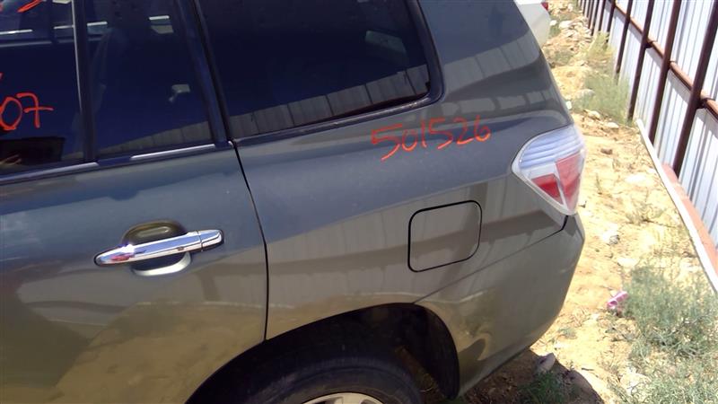 https://f005.backblazeb2.com/file/img-partshotlines-com/Inventory/SW52/Vehicle/18132_13.jpg