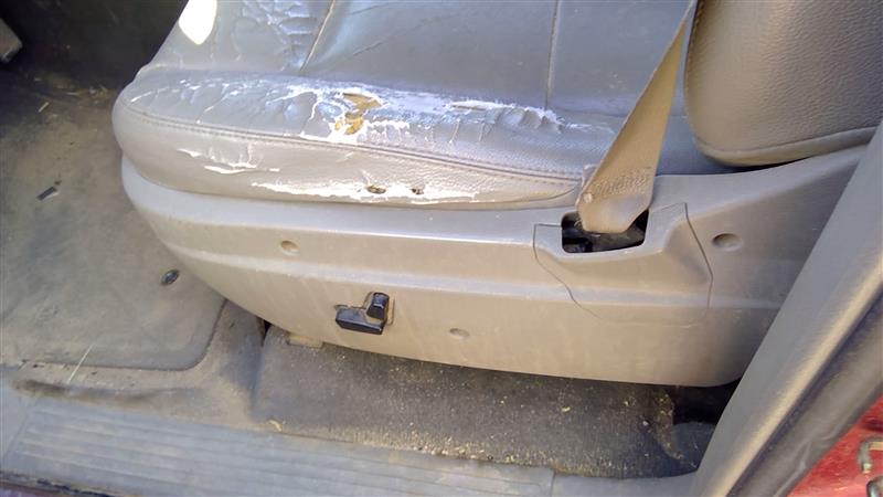 https://f005.backblazeb2.com/file/img-partshotlines-com/Inventory/SW52/Vehicle/18140_03.jpg