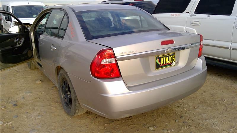 https://f005.backblazeb2.com/file/img-partshotlines-com/Inventory/SW52/Vehicle/18173_06.jpg