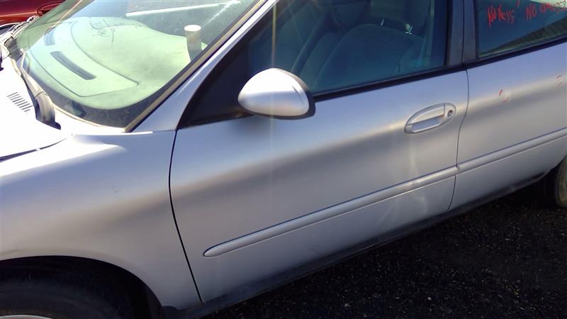 https://f005.backblazeb2.com/file/img-partshotlines-com/Inventory/SW52/Vehicle/18227_10.jpg