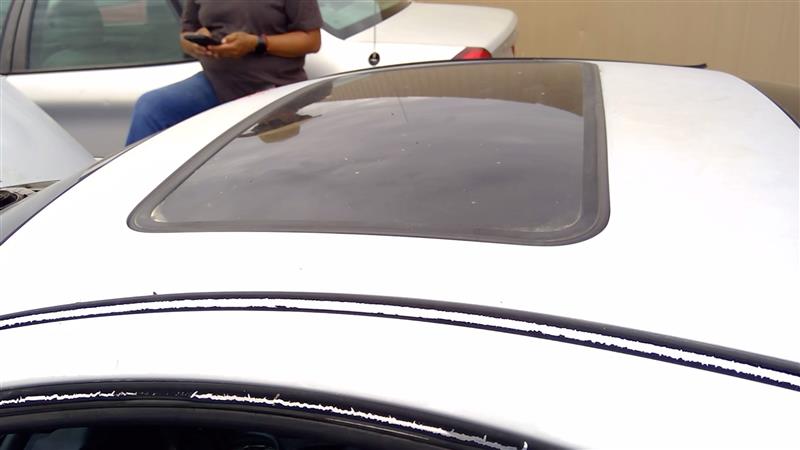 https://f005.backblazeb2.com/file/img-partshotlines-com/Inventory/SW52/Vehicle/18229_04.jpg