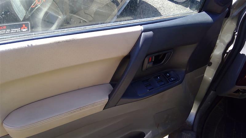 https://f005.backblazeb2.com/file/img-partshotlines-com/Inventory/SW52/Vehicle/18320_02.jpg