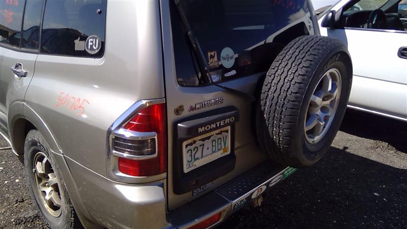 https://f005.backblazeb2.com/file/img-partshotlines-com/Inventory/SW52/Vehicle/18320_13.jpg