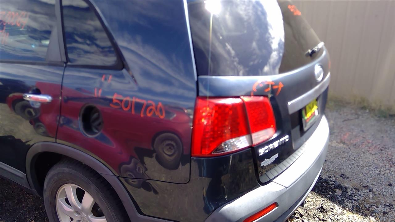 https://f005.backblazeb2.com/file/img-partshotlines-com/Inventory/SW52/Vehicle/18335_13.jpg