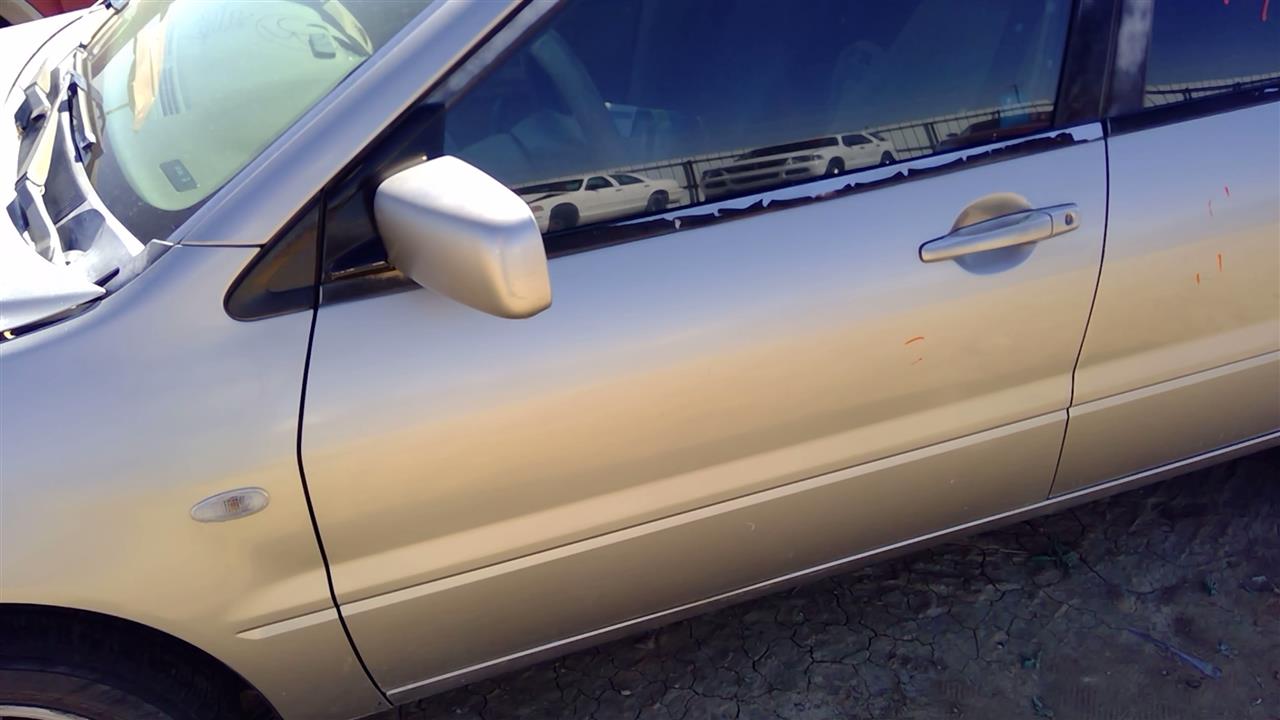 https://f005.backblazeb2.com/file/img-partshotlines-com/Inventory/SW52/Vehicle/18340_10.jpg