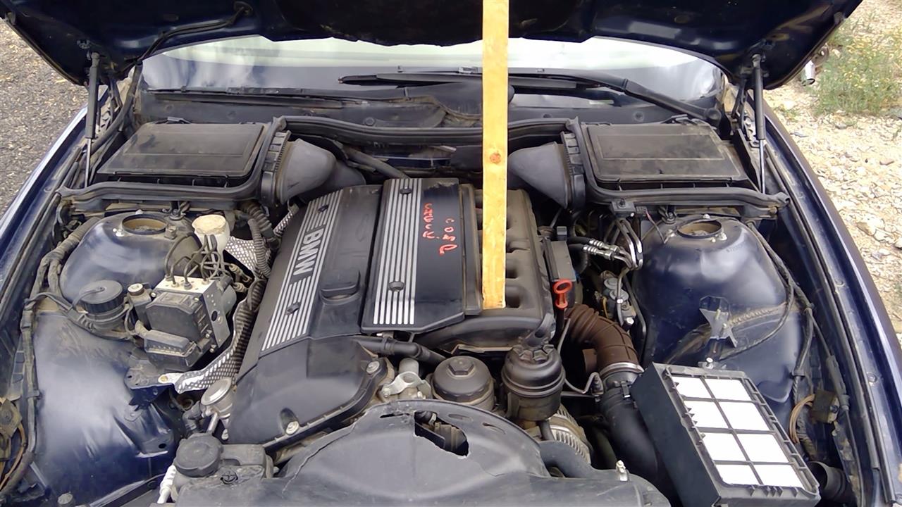 https://f005.backblazeb2.com/file/img-partshotlines-com/Inventory/SW52/Vehicle/18356_05.jpg