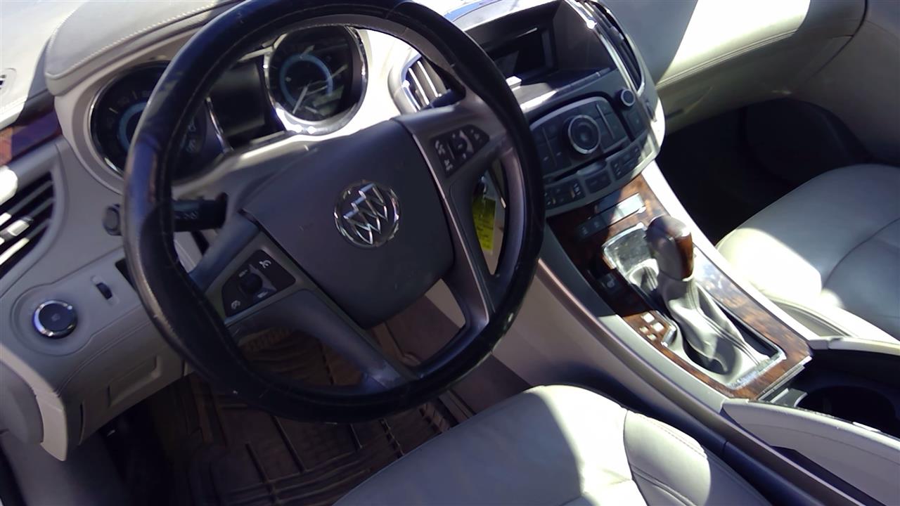 https://f005.backblazeb2.com/file/img-partshotlines-com/Inventory/SW52/Vehicle/18366_02.jpg
