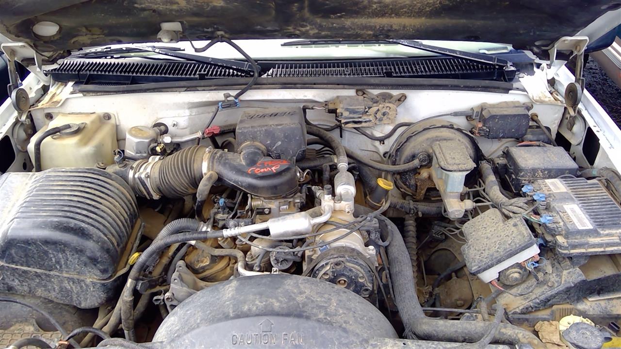 https://f005.backblazeb2.com/file/img-partshotlines-com/Inventory/SW52/Vehicle/18369_05.jpg