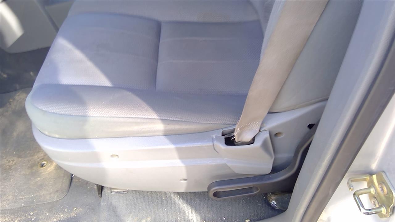https://f005.backblazeb2.com/file/img-partshotlines-com/Inventory/SW52/Vehicle/18381_03.jpg