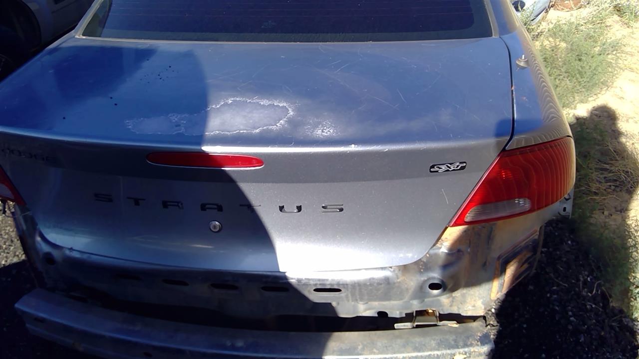 https://f005.backblazeb2.com/file/img-partshotlines-com/Inventory/SW52/Vehicle/18382_13.jpg