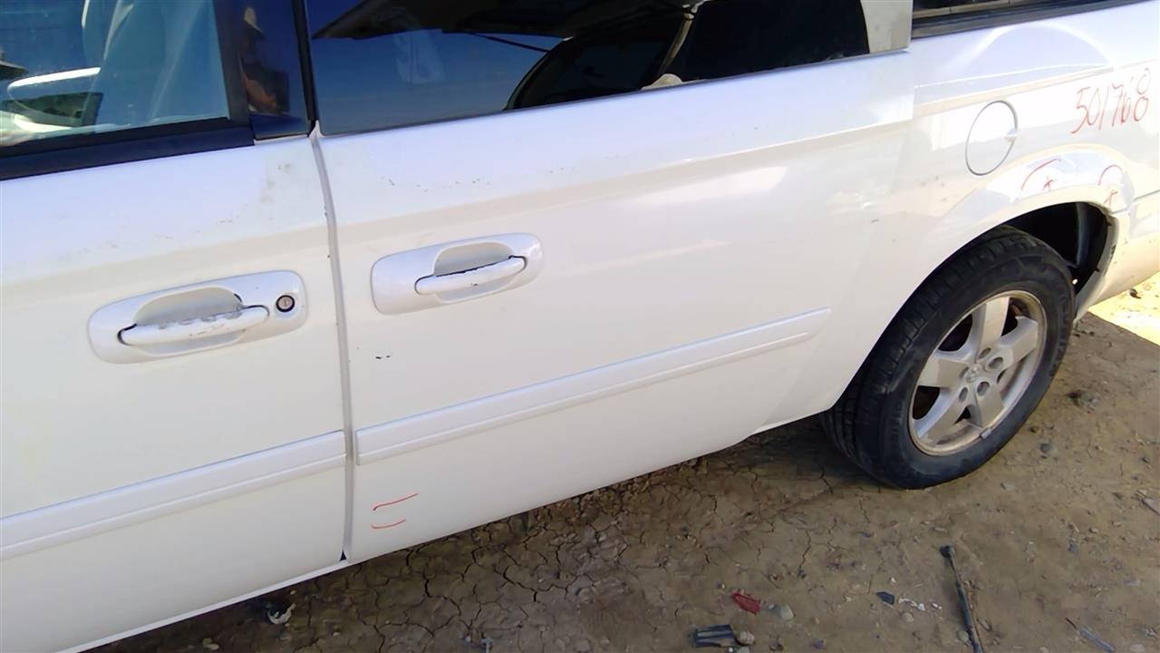 https://f005.backblazeb2.com/file/img-partshotlines-com/Inventory/SW52/Vehicle/18385_11.jpg