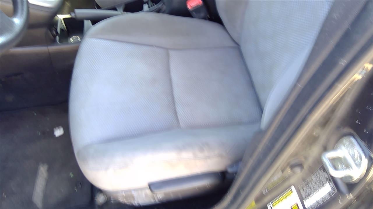 https://f005.backblazeb2.com/file/img-partshotlines-com/Inventory/SW52/Vehicle/18394_03.jpg