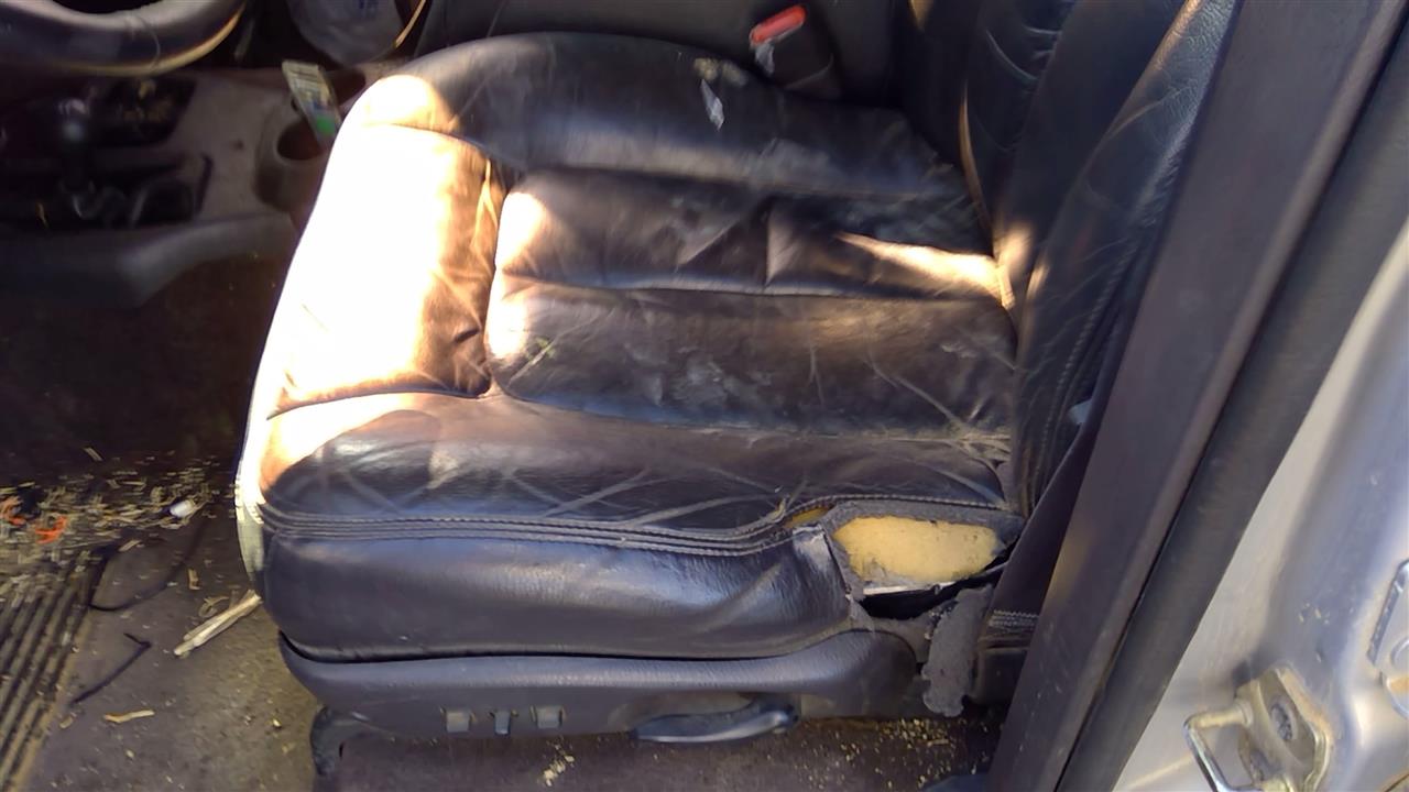 https://f005.backblazeb2.com/file/img-partshotlines-com/Inventory/SW52/Vehicle/18396_03.jpg