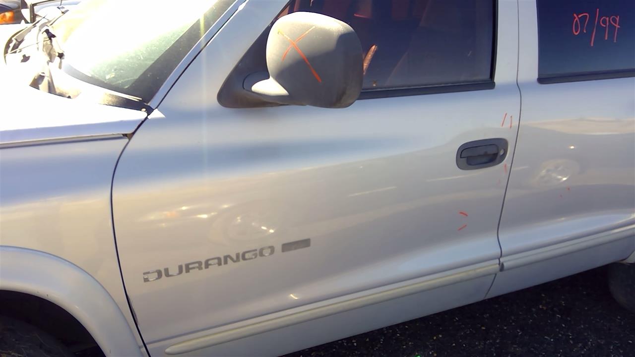 https://f005.backblazeb2.com/file/img-partshotlines-com/Inventory/SW52/Vehicle/18396_10.jpg