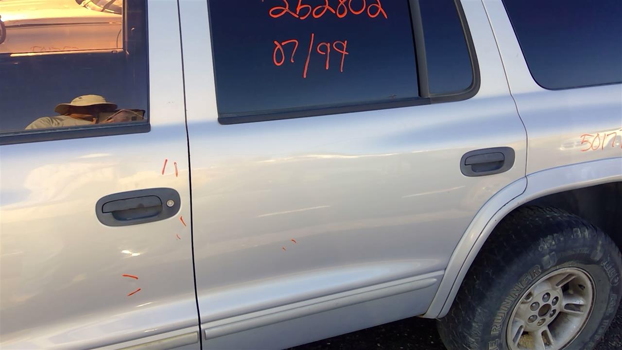 https://f005.backblazeb2.com/file/img-partshotlines-com/Inventory/SW52/Vehicle/18396_11.jpg