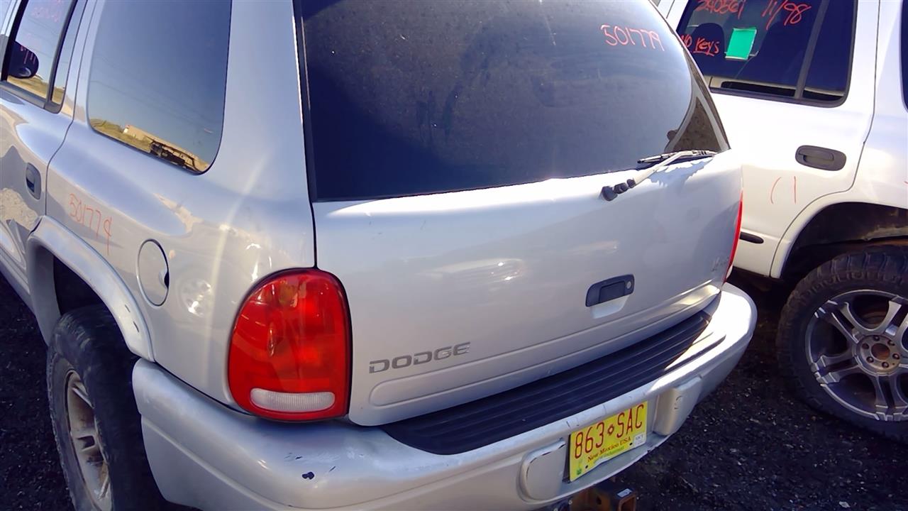 https://f005.backblazeb2.com/file/img-partshotlines-com/Inventory/SW52/Vehicle/18396_13.jpg