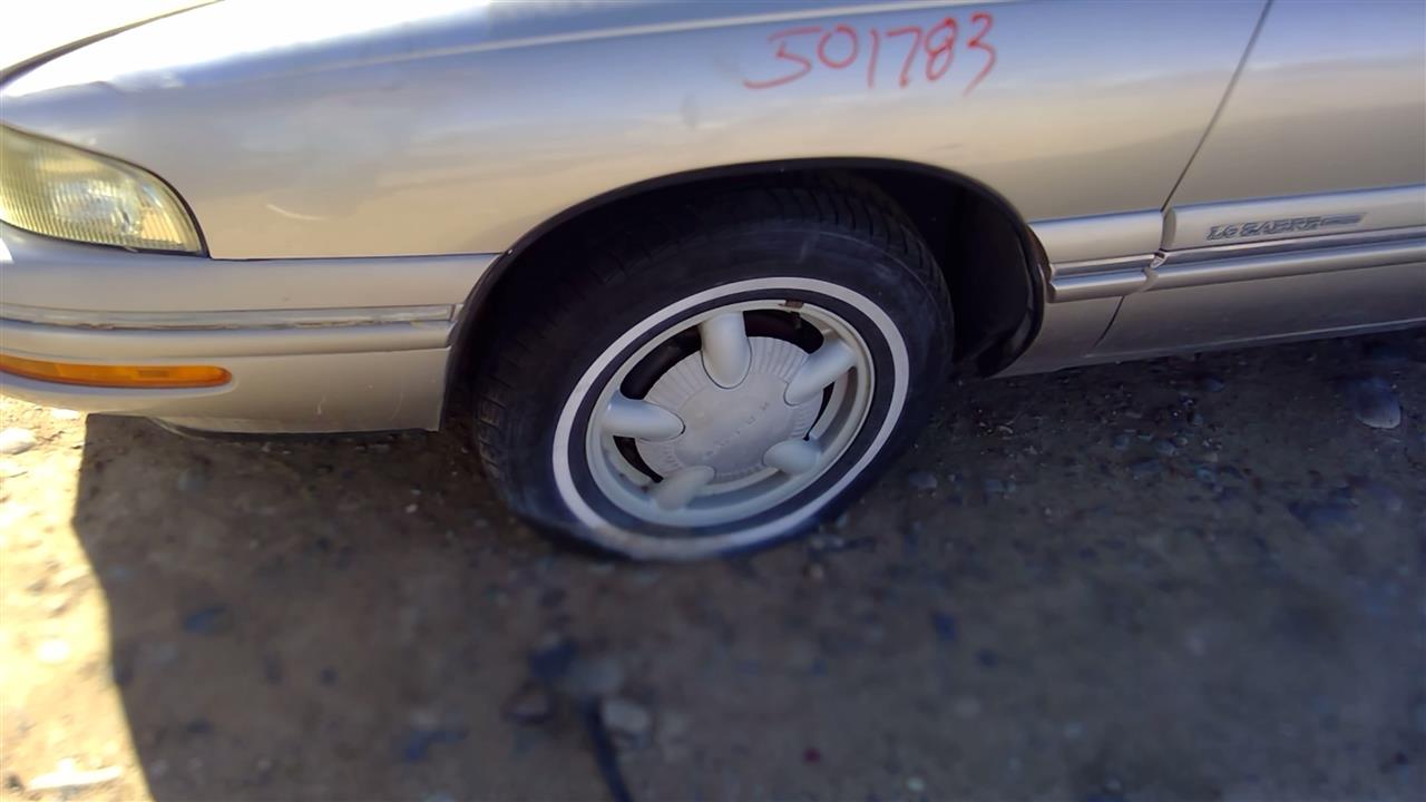 https://f005.backblazeb2.com/file/img-partshotlines-com/Inventory/SW52/Vehicle/18401_09.jpg