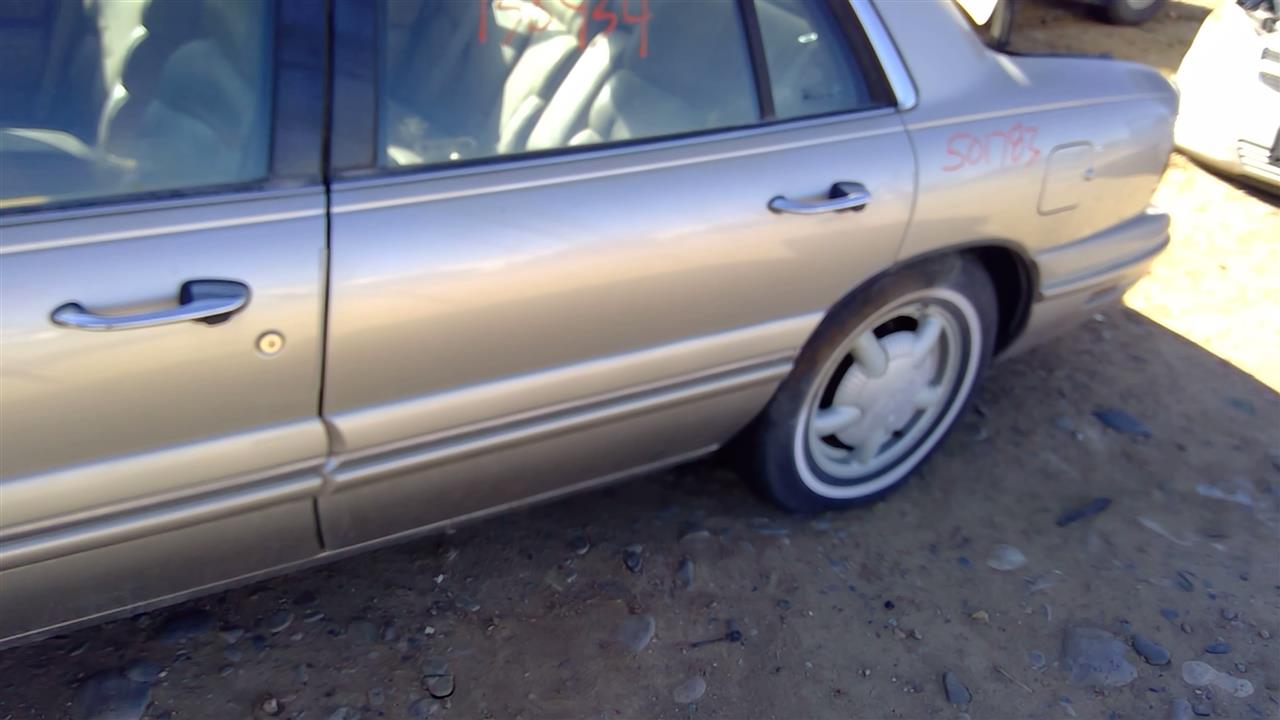 https://f005.backblazeb2.com/file/img-partshotlines-com/Inventory/SW52/Vehicle/18401_11.jpg