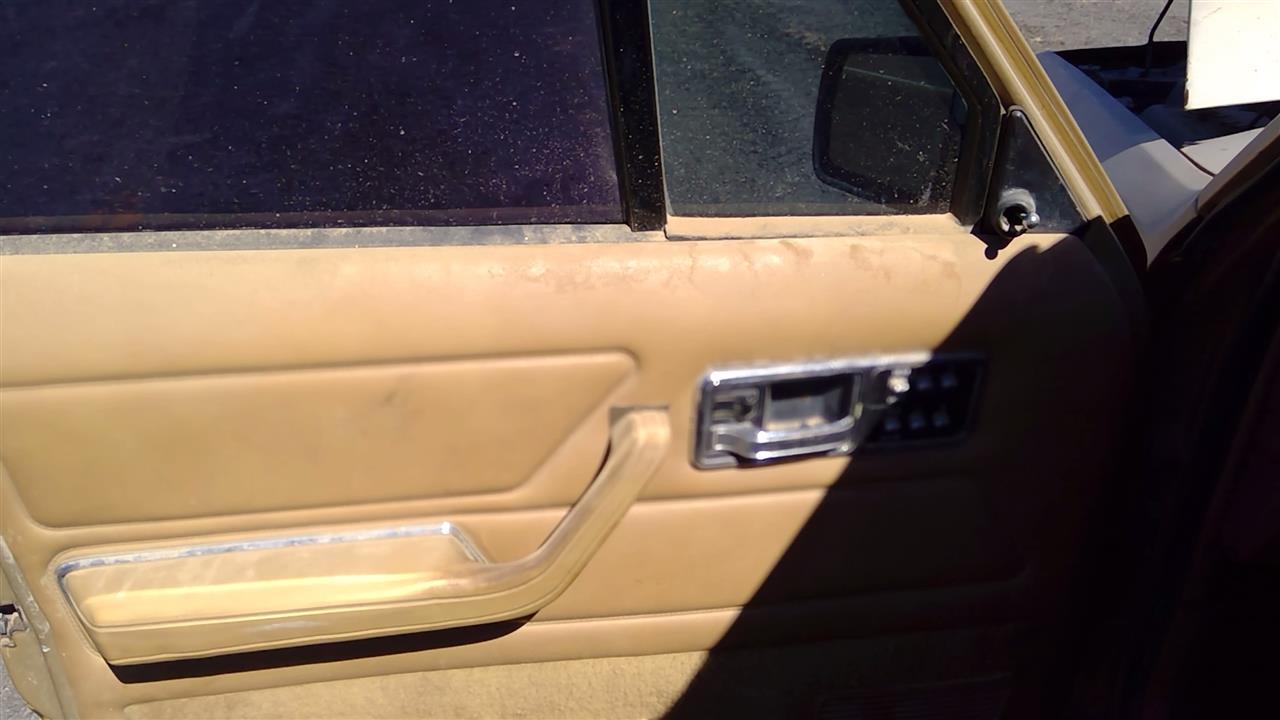 https://f005.backblazeb2.com/file/img-partshotlines-com/Inventory/SW52/Vehicle/18404_02.jpg