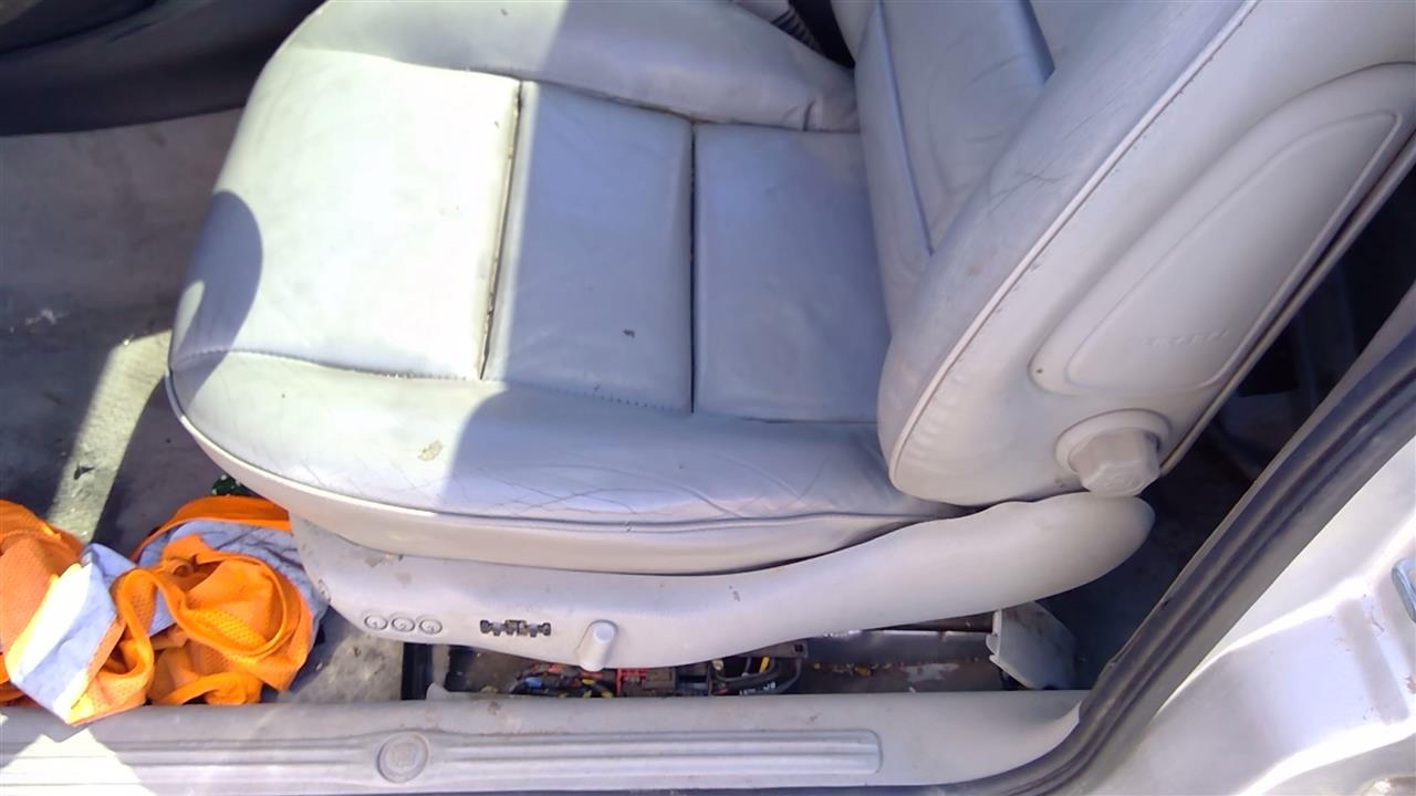https://f005.backblazeb2.com/file/img-partshotlines-com/Inventory/SW52/Vehicle/18430_03.jpg