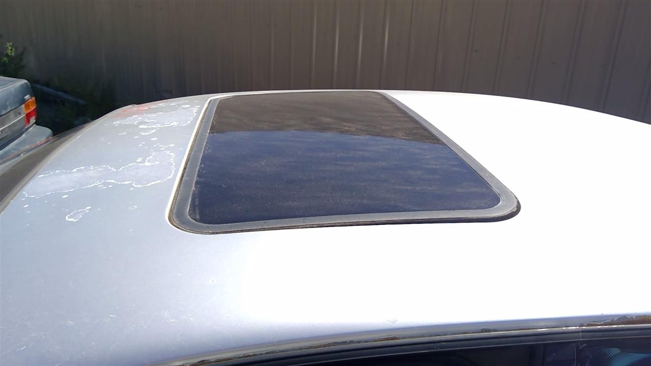 https://f005.backblazeb2.com/file/img-partshotlines-com/Inventory/SW52/Vehicle/18430_04.jpg