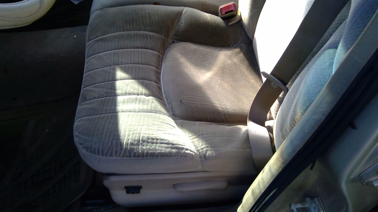 https://f005.backblazeb2.com/file/img-partshotlines-com/Inventory/SW52/Vehicle/18434_03.jpg
