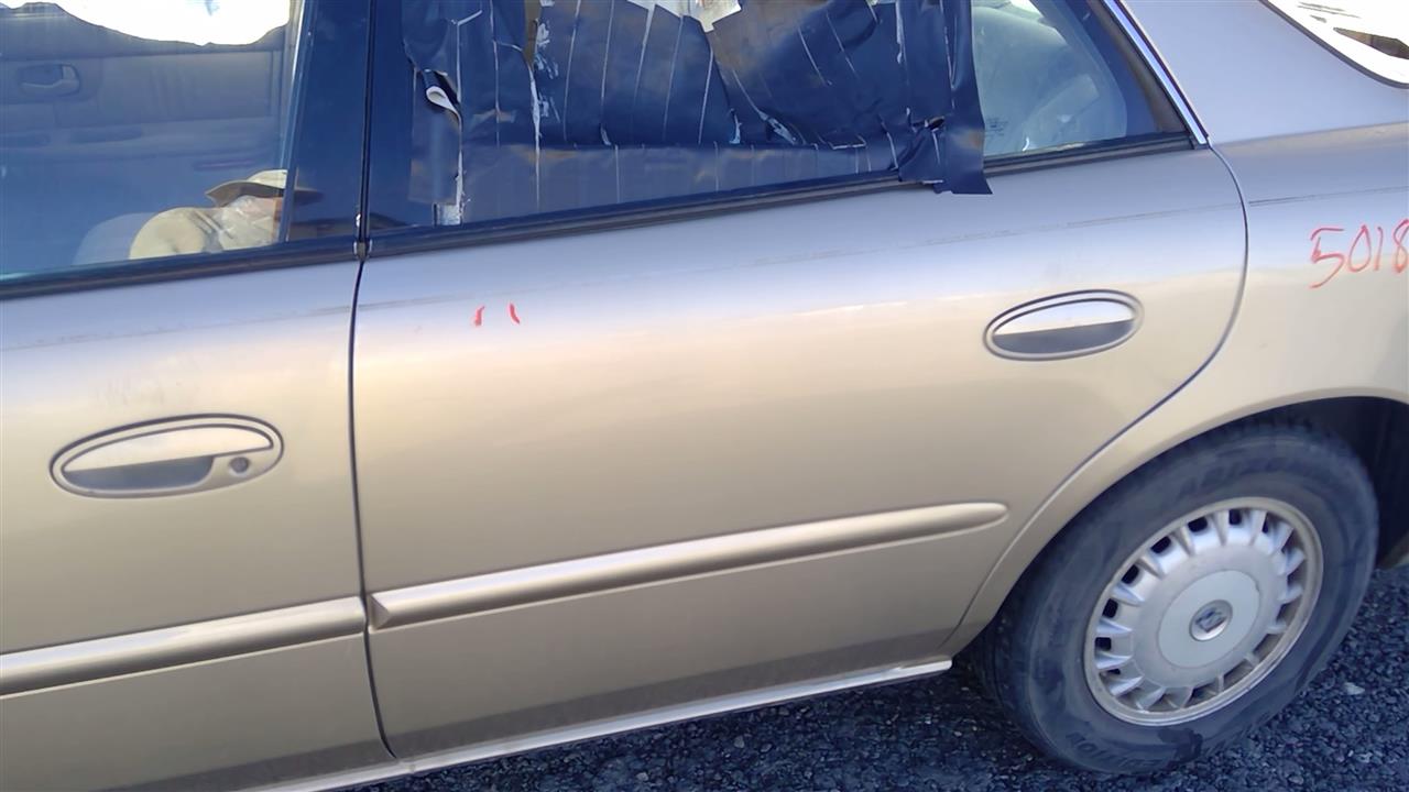 https://f005.backblazeb2.com/file/img-partshotlines-com/Inventory/SW52/Vehicle/18434_11.jpg