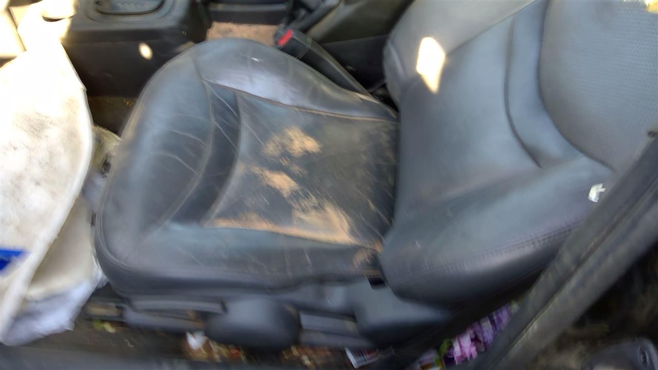 https://f005.backblazeb2.com/file/img-partshotlines-com/Inventory/SW52/Vehicle/18441_04.jpg