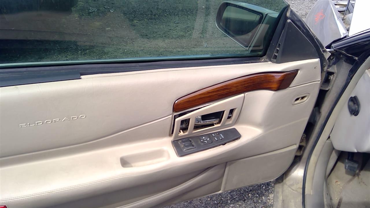 https://f005.backblazeb2.com/file/img-partshotlines-com/Inventory/SW52/Vehicle/18449_03.jpg