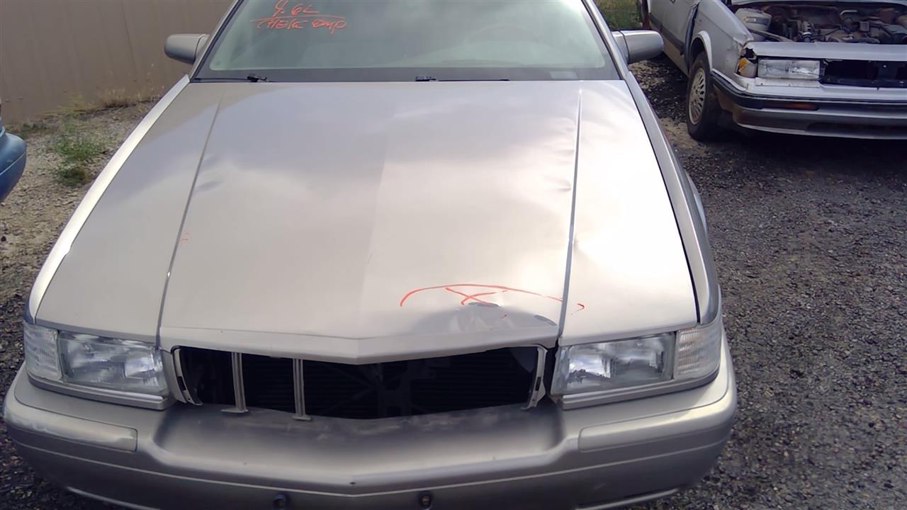 https://f005.backblazeb2.com/file/img-partshotlines-com/Inventory/SW52/Vehicle/18449_09.jpg