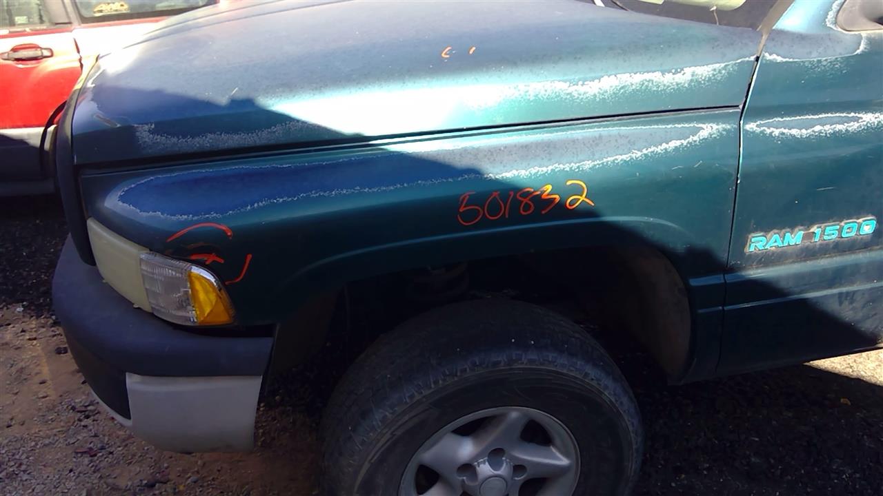 https://f005.backblazeb2.com/file/img-partshotlines-com/Inventory/SW52/Vehicle/18452_09.jpg