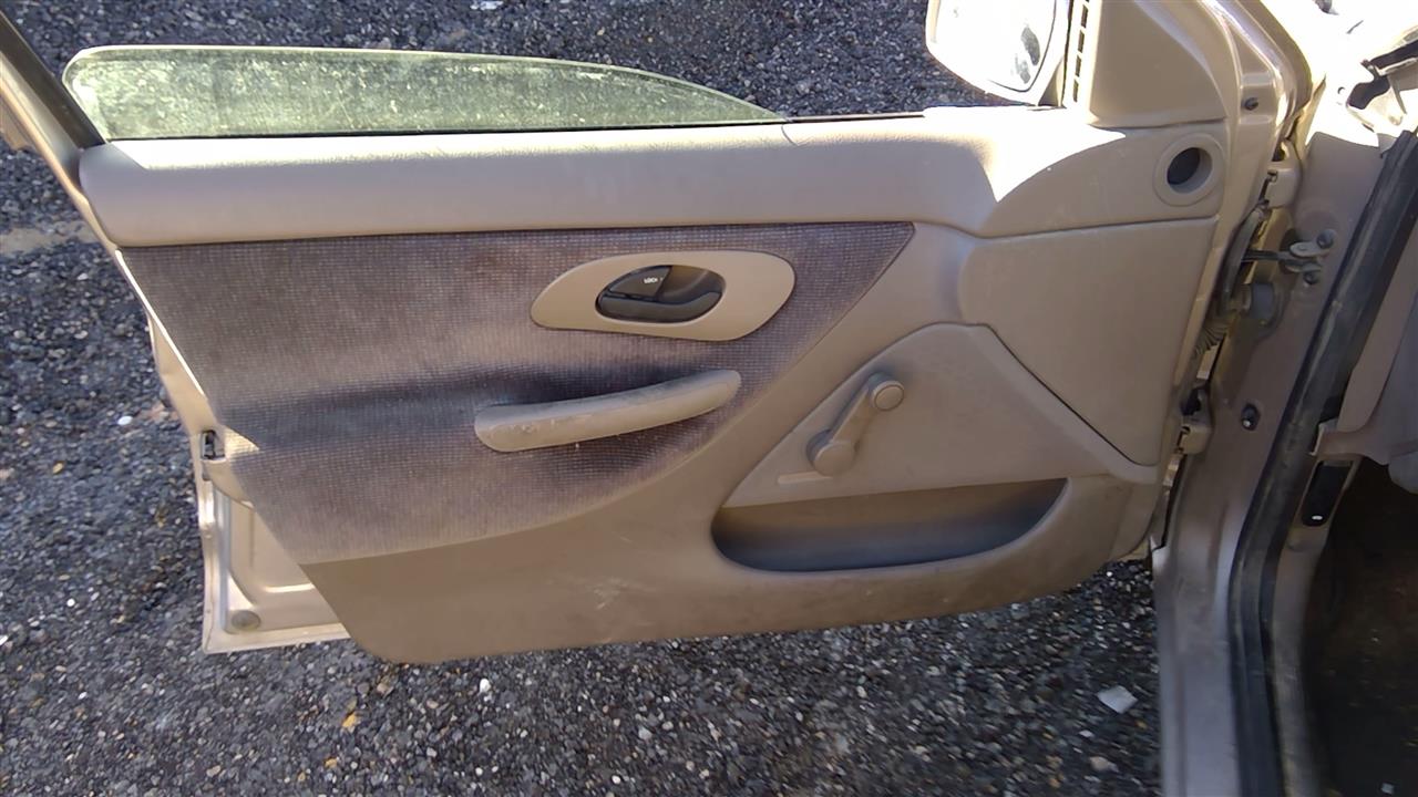 https://f005.backblazeb2.com/file/img-partshotlines-com/Inventory/SW52/Vehicle/18539_02.jpg