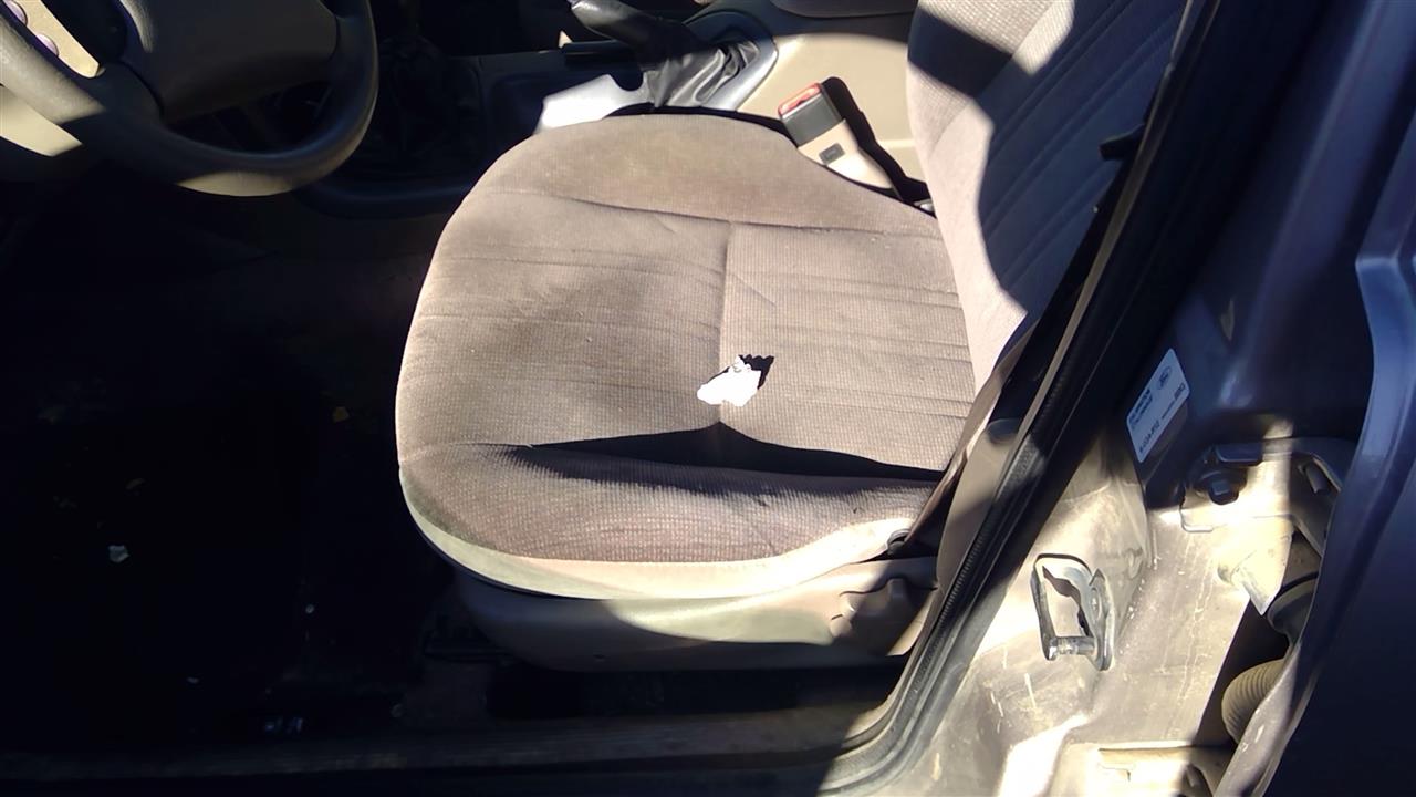 https://f005.backblazeb2.com/file/img-partshotlines-com/Inventory/SW52/Vehicle/18539_03.jpg