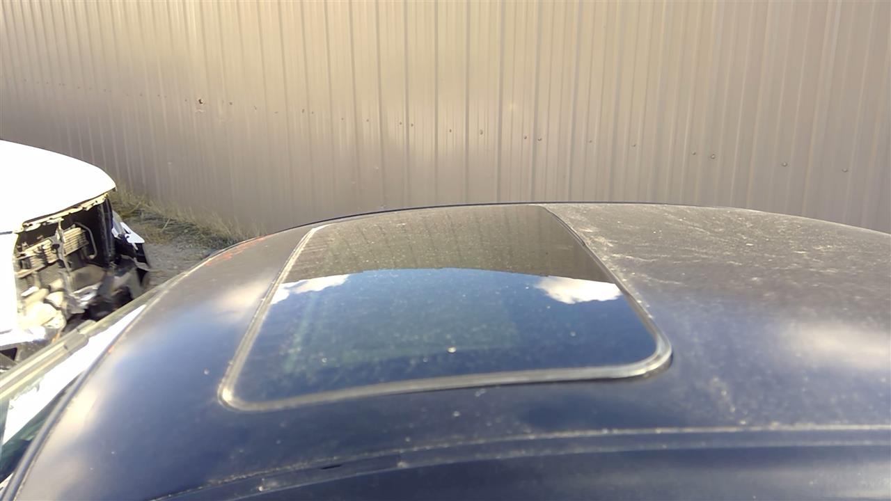 https://f005.backblazeb2.com/file/img-partshotlines-com/Inventory/SW52/Vehicle/18552_04.jpg