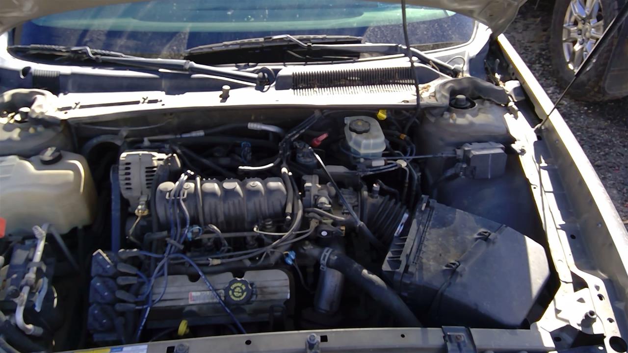 https://f005.backblazeb2.com/file/img-partshotlines-com/Inventory/SW52/Vehicle/18556_06.jpg