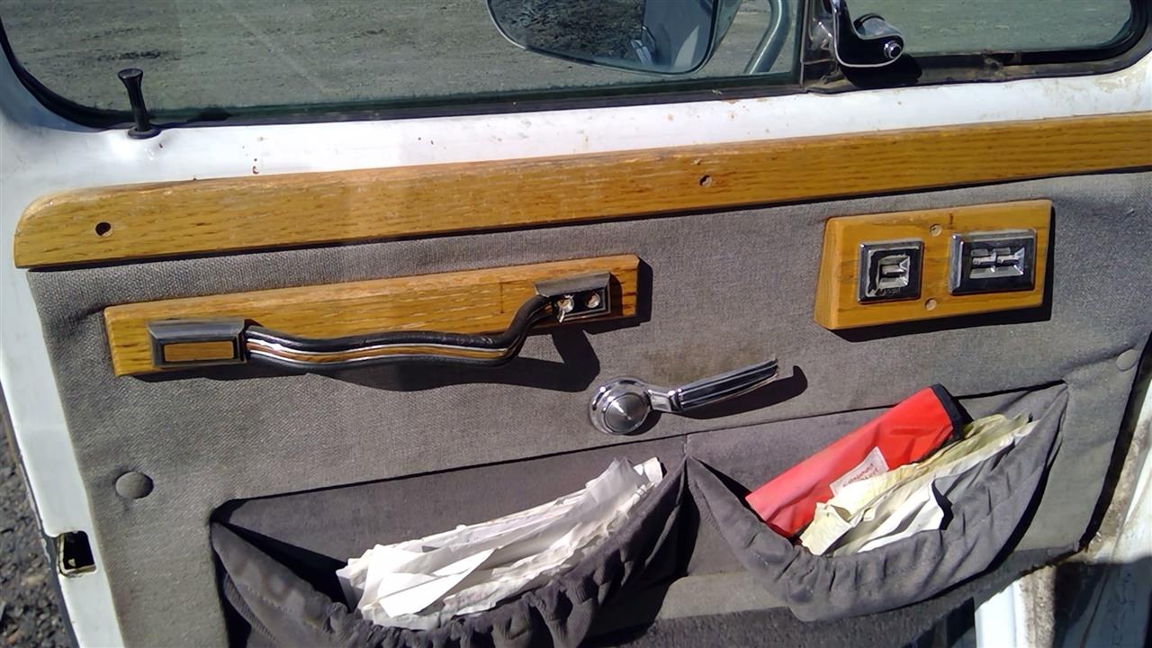 https://f005.backblazeb2.com/file/img-partshotlines-com/Inventory/SW52/Vehicle/18571_02.jpg
