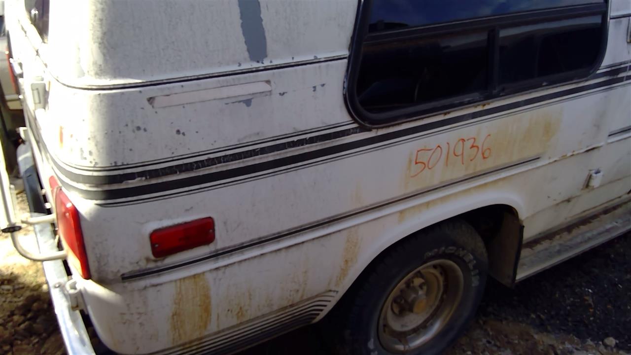 https://f005.backblazeb2.com/file/img-partshotlines-com/Inventory/SW52/Vehicle/18571_13.jpg