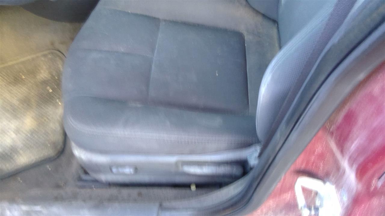 https://f005.backblazeb2.com/file/img-partshotlines-com/Inventory/SW52/Vehicle/18613_04.jpg