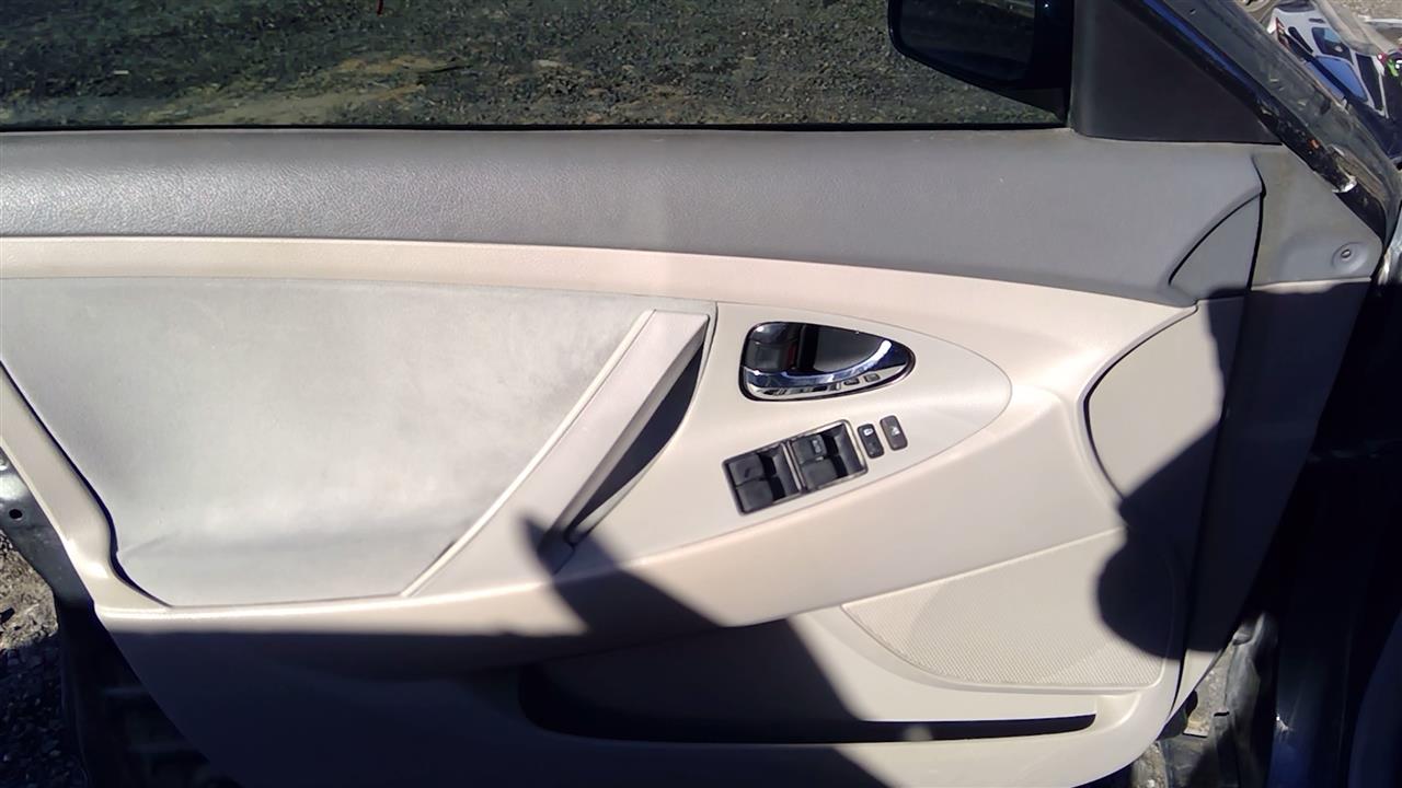 https://f005.backblazeb2.com/file/img-partshotlines-com/Inventory/SW52/Vehicle/18615_02.jpg