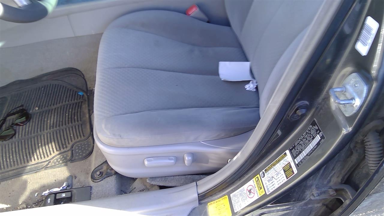 https://f005.backblazeb2.com/file/img-partshotlines-com/Inventory/SW52/Vehicle/18615_03.jpg