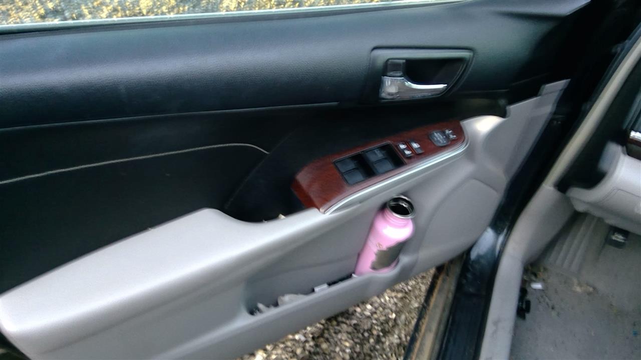 https://f005.backblazeb2.com/file/img-partshotlines-com/Inventory/SW52/Vehicle/18616_02.jpg