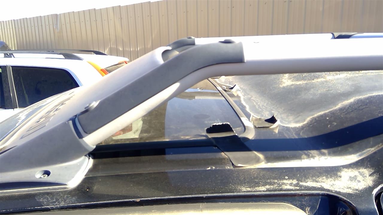 https://f005.backblazeb2.com/file/img-partshotlines-com/Inventory/SW52/Vehicle/18622_04.jpg