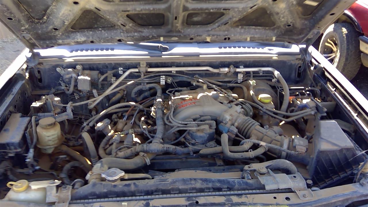 https://f005.backblazeb2.com/file/img-partshotlines-com/Inventory/SW52/Vehicle/18622_05.jpg