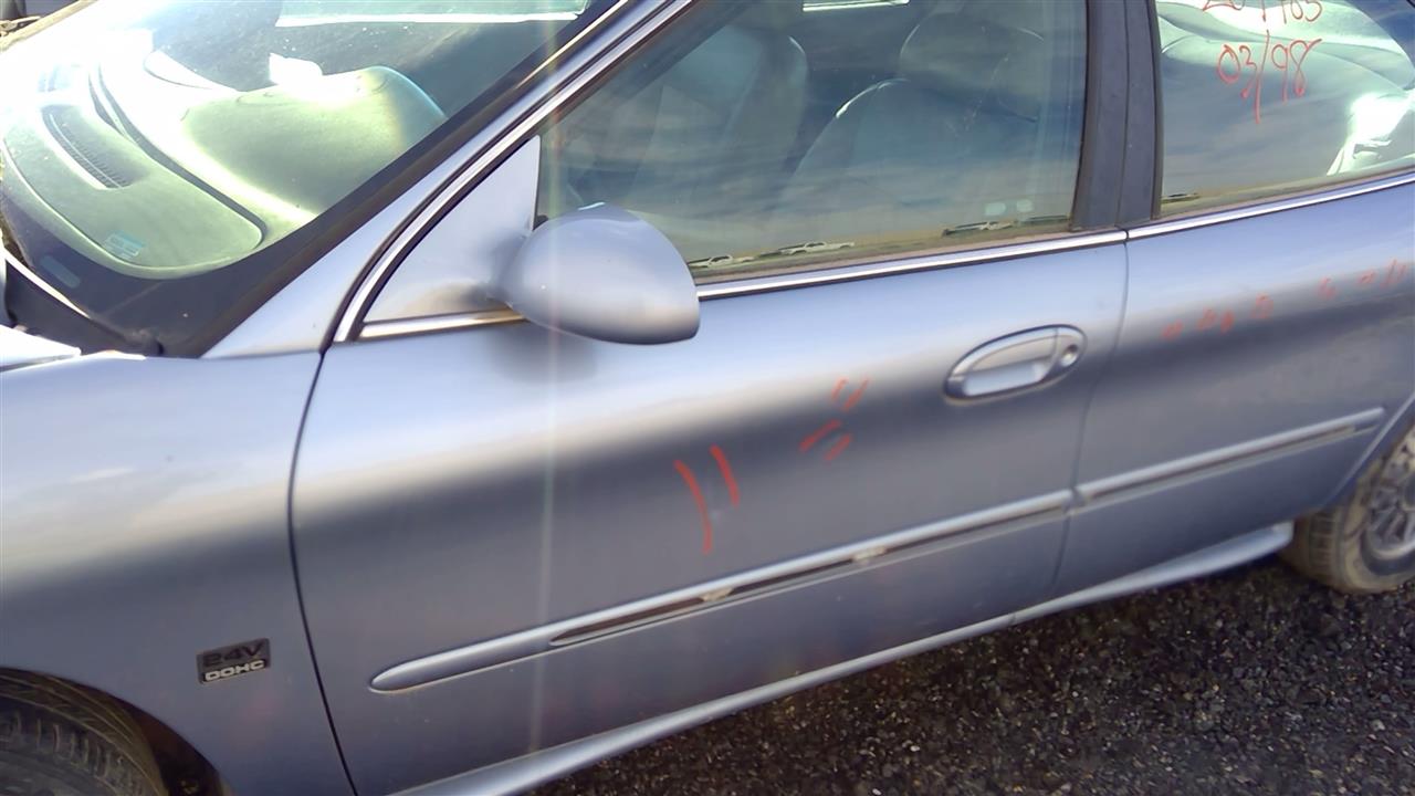 https://f005.backblazeb2.com/file/img-partshotlines-com/Inventory/SW52/Vehicle/18701_11.jpg