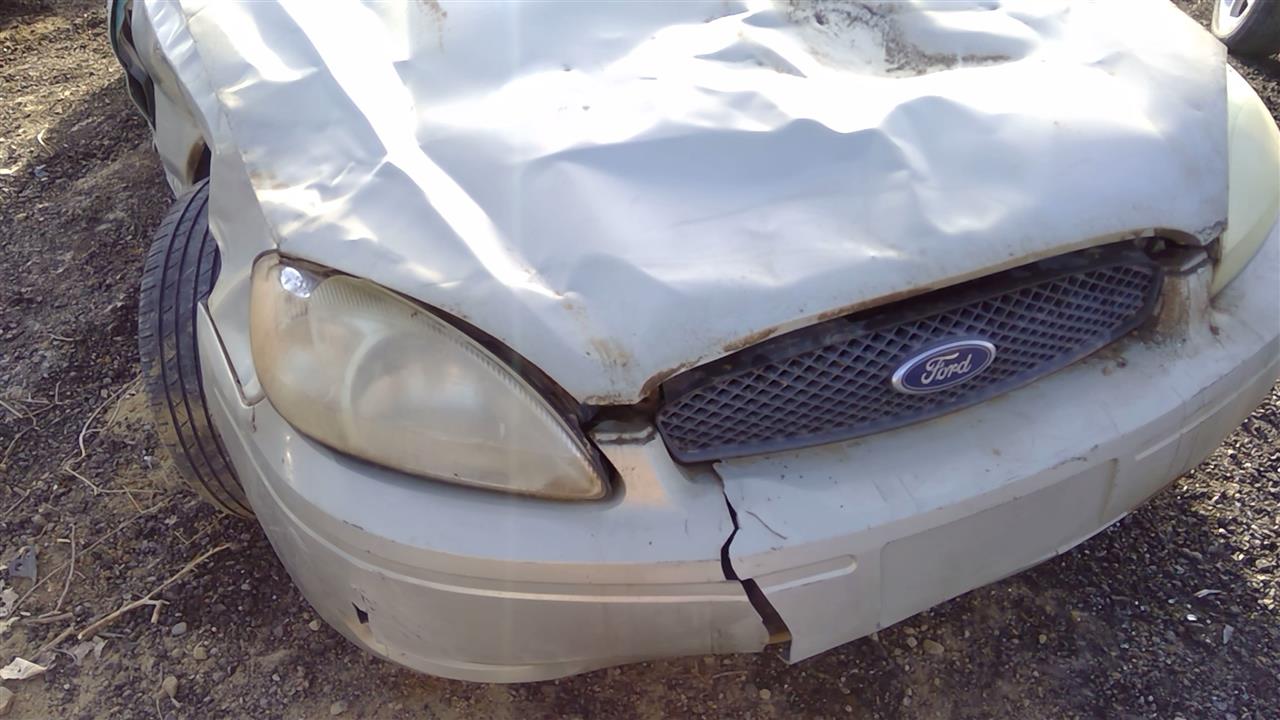 https://f005.backblazeb2.com/file/img-partshotlines-com/Inventory/SW52/Vehicle/18724_06.jpg